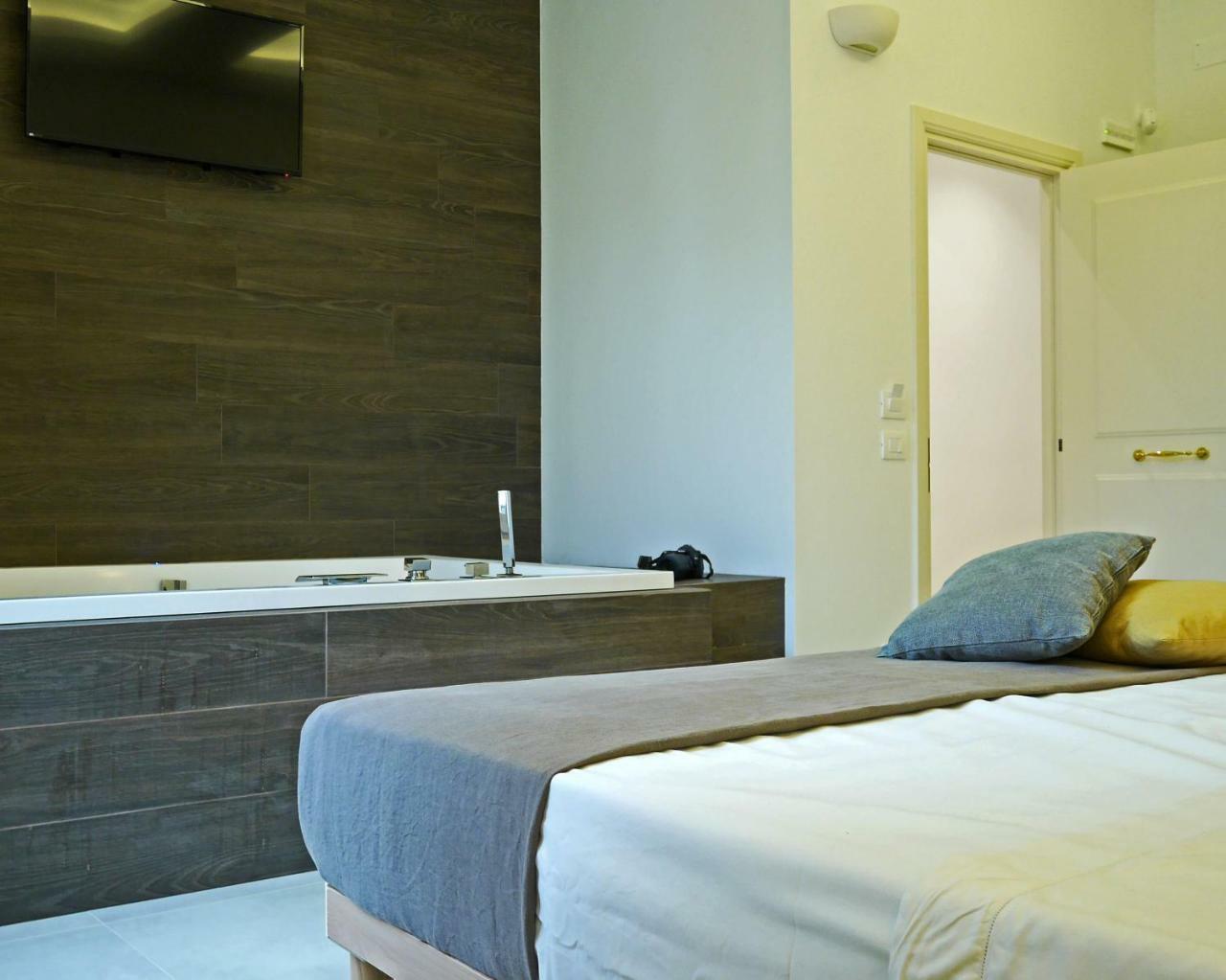 Palazzo San Lazzaro Bed & Breakfast Lecce Luaran gambar